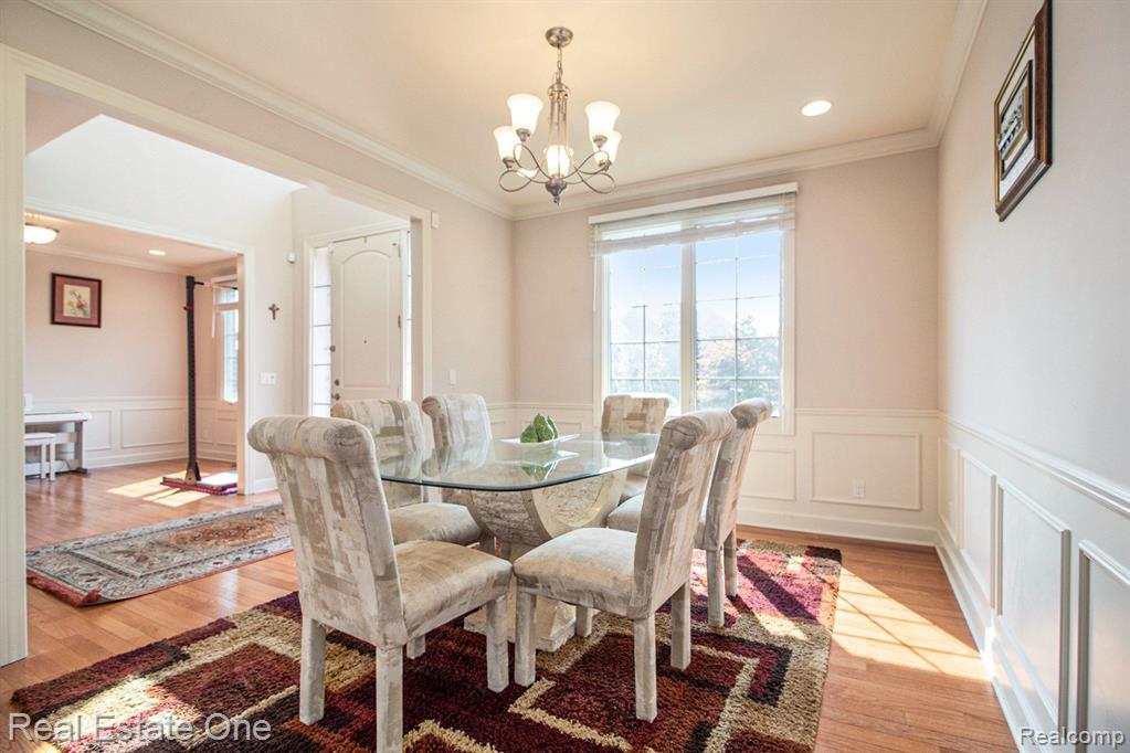 47466 VALENCIA Circle, Novi, MI — Photo 9