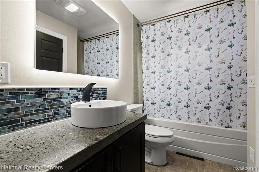 6198 CRAMLANE Drive, Clarkston, MI — Photo 11