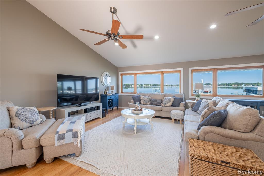 443 E Shore Drive, Whitmore Lake, MI 48189 — Photo 11