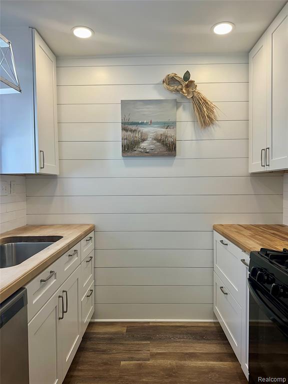 340 E. Hanover Street, Pentwater, MI 49449 — Photo 37