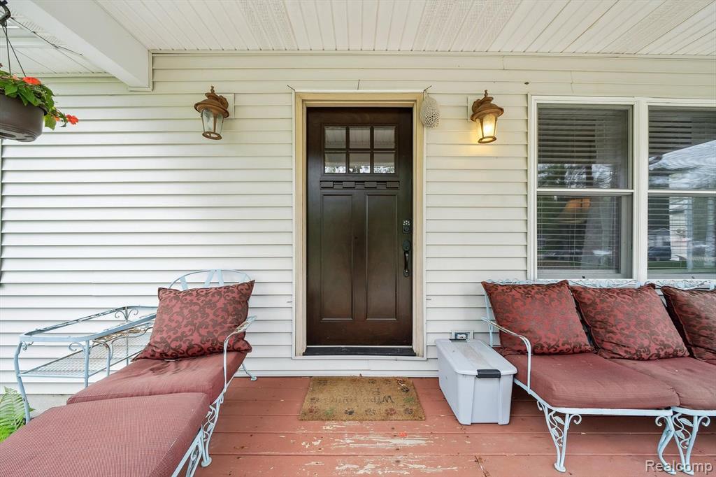 4438 PINEGROVE Drive, Dryden, MI 48428 — Photo 5