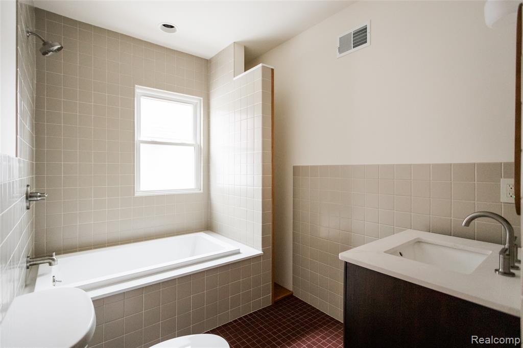6154 16th Street, Detroit, MI 48208 — Photo 24