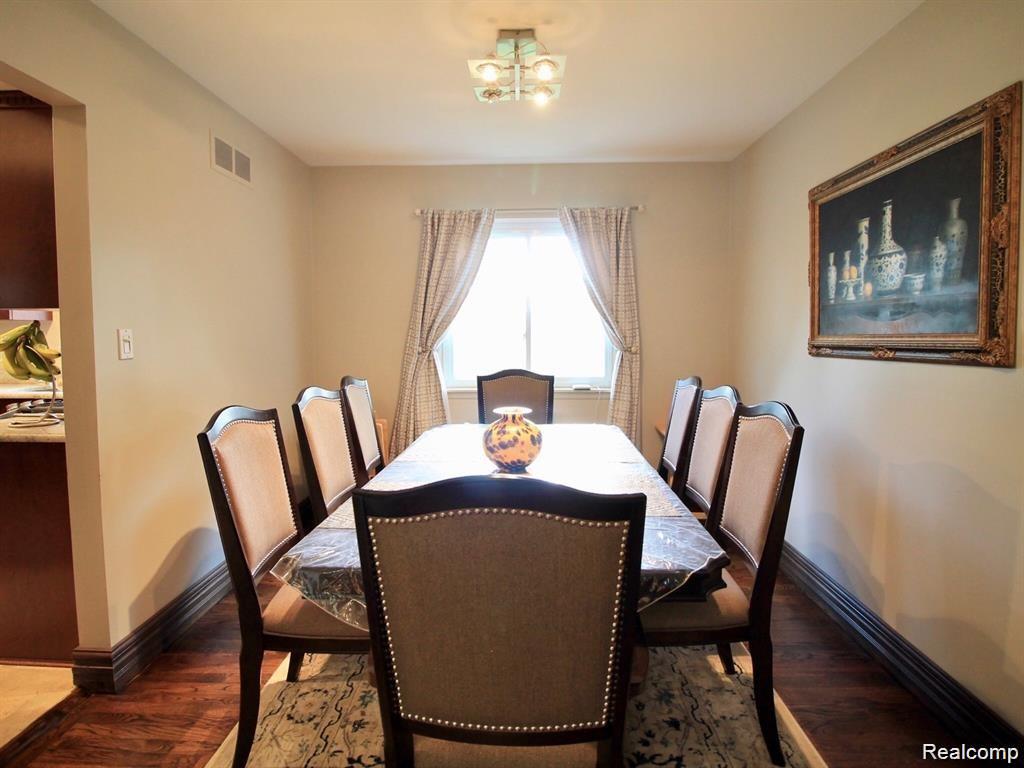 5363 English Drive, Troy, MI 48085 — Photo 7