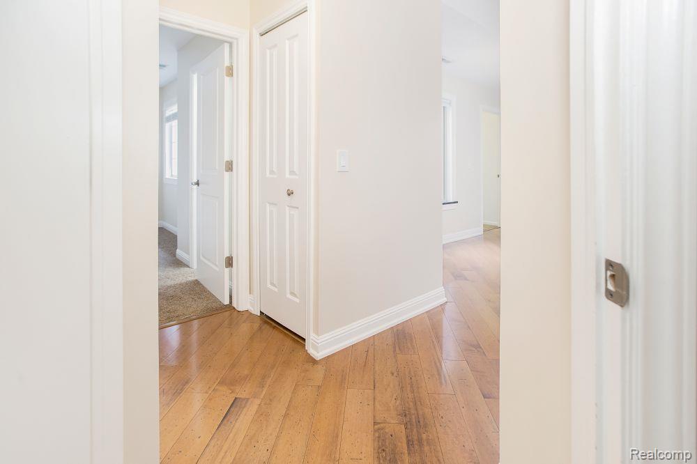 722 S Milford Road, Milford, MI 48381 — Photo 13
