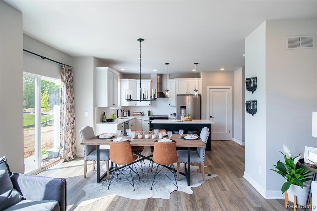 5 Grandview Circle, 70, White Lake, MI — Photo 14
