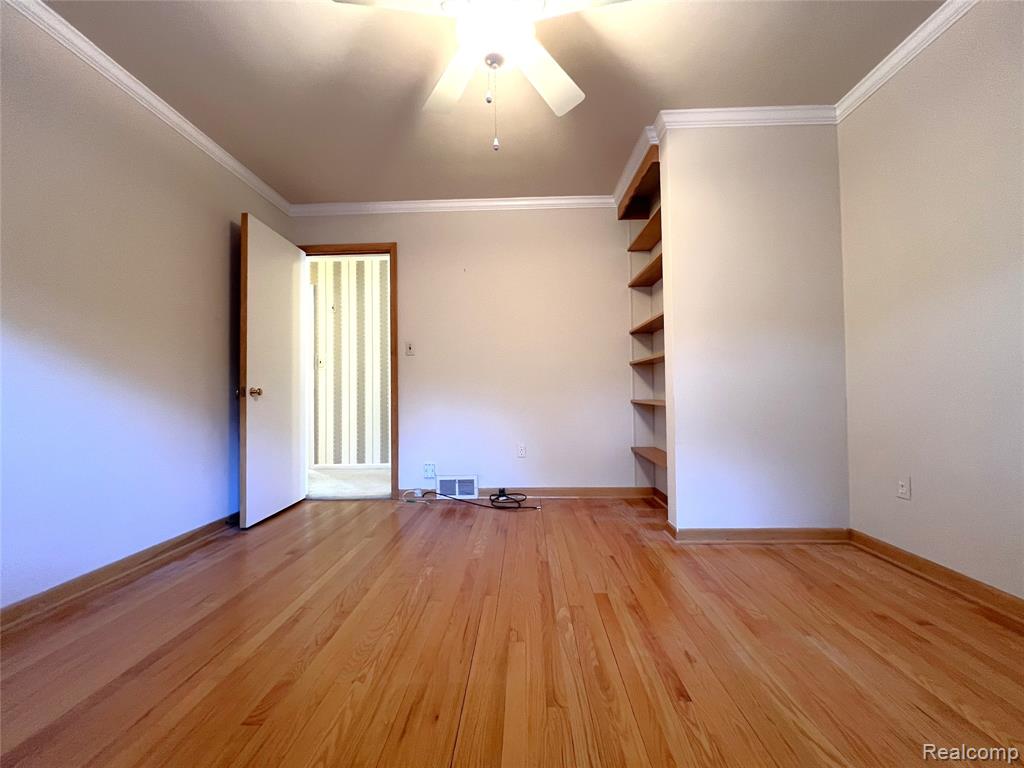 505 Anita Avenue, Grosse Pointe, MI 48236 — Photo 21
