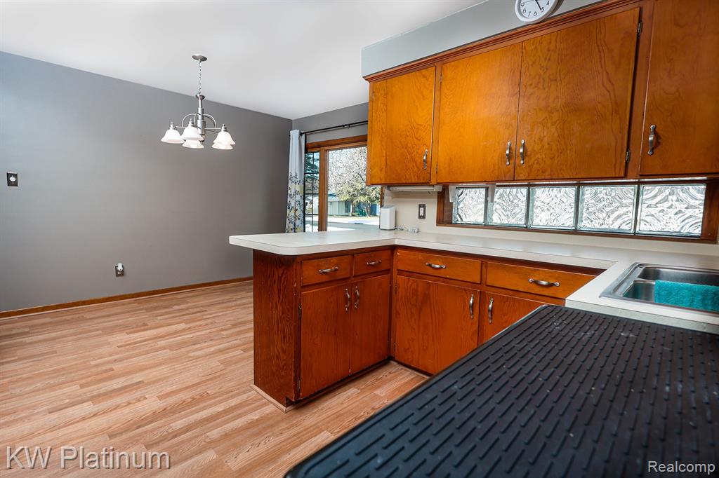 541 Cloverlawn Street, East China, MI — Photo 10