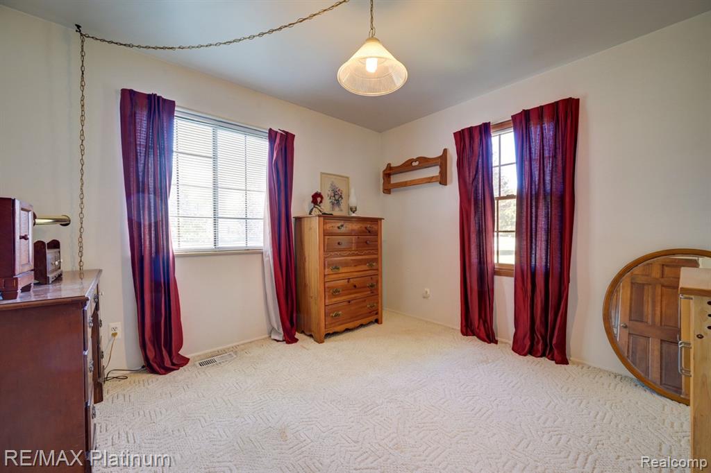 7062 South Fork Drive, Swartz Creek, MI 48473 — Photo 39