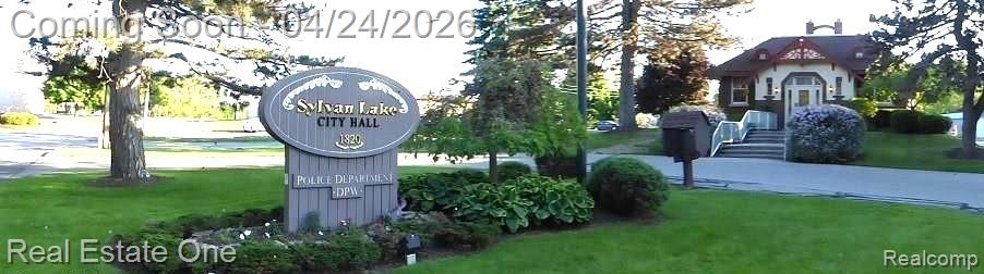 1963 Beverly Street, Sylvan Lake, MI 48320 — Photo 63
