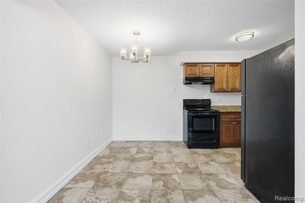8188 24 Mile Road, Shelby Twp, MI 48316 — Photo 11