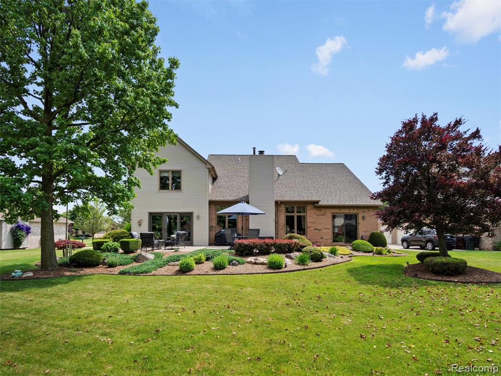 47215 Robins Nest Drive, Utica, MI 48315 — Photo 49