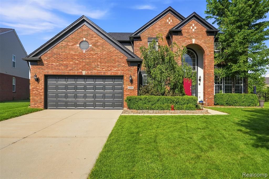 49894 Bloomsbury Lane, Macomb, MI 48044 — front exterior