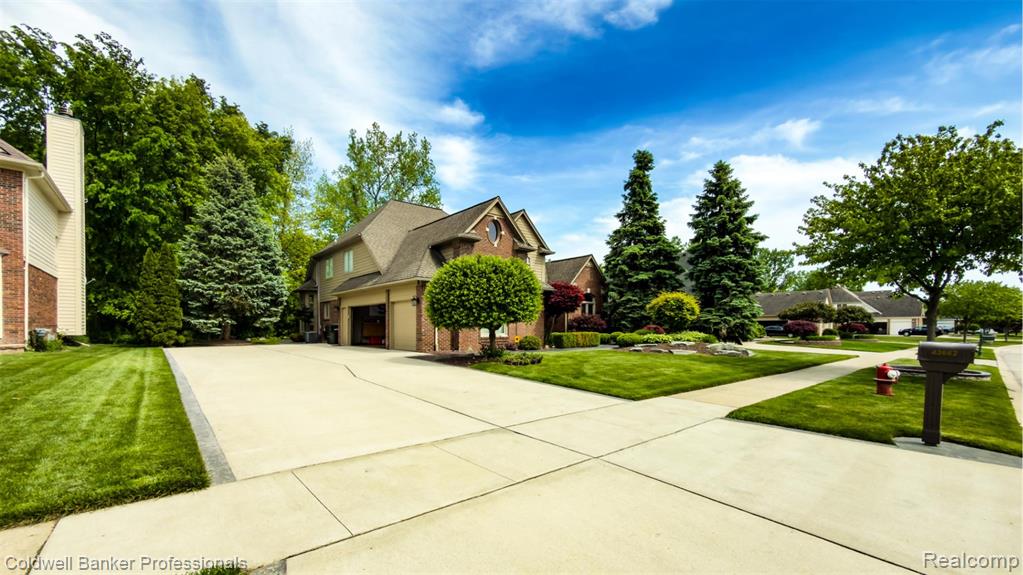 43662 Vintners Place Drive, Sterling Heights, MI 48314 — Photo 66