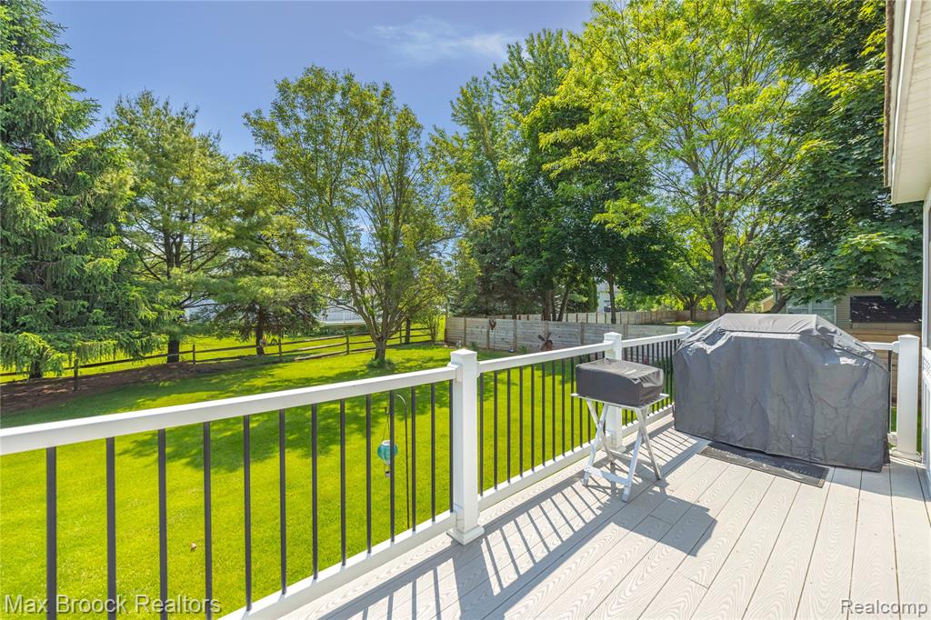 9863 MARSHALL ROAD, South Lyon, MI 48178 — Photo 37