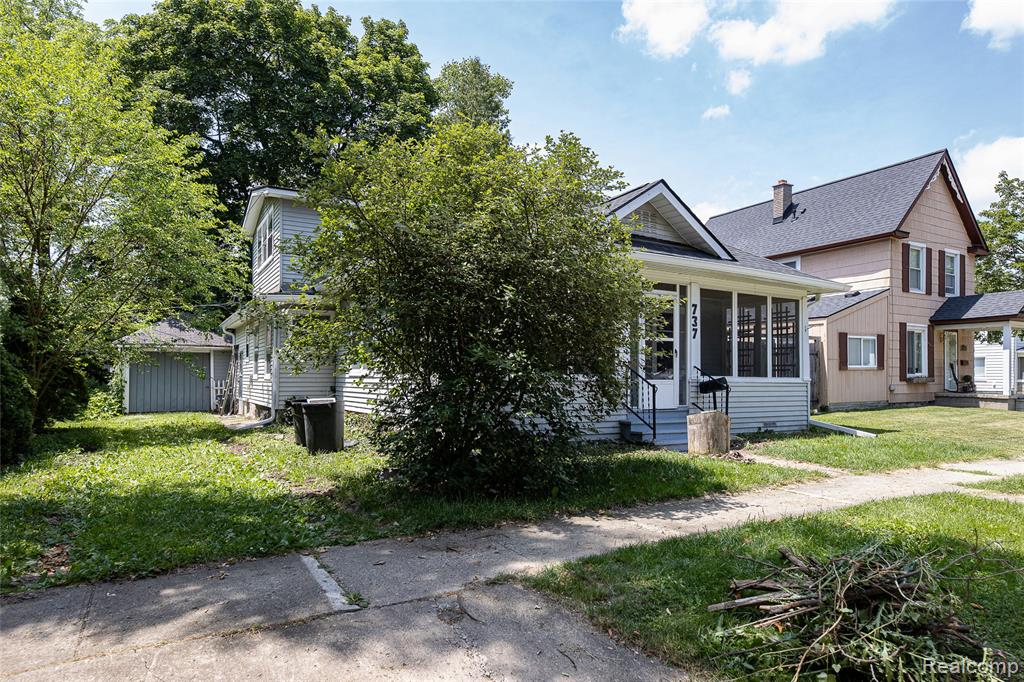 737 N Madison Street, Lapeer, MI 48446 — Photo 28