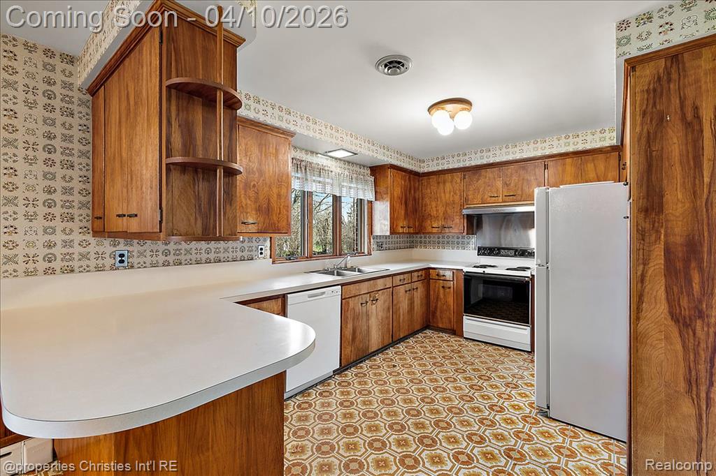 5753 Kilbrennan Road, Bloomfield Hills, MI 48301 — Photo 14