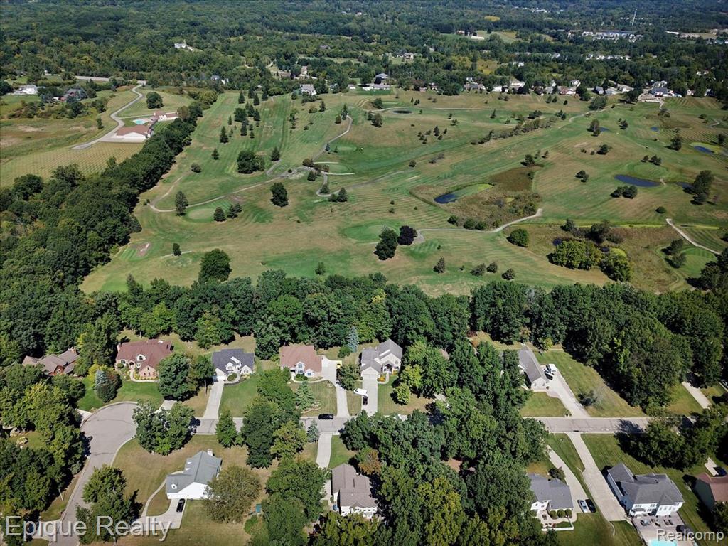 9446 Fair Oaks Drive, Goodrich Vlg, MI — Photo 37