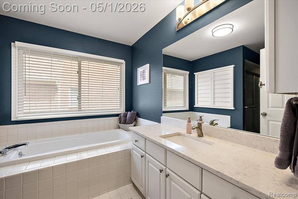 43316 Ashbury Drive, Novi, MI — Photo 27