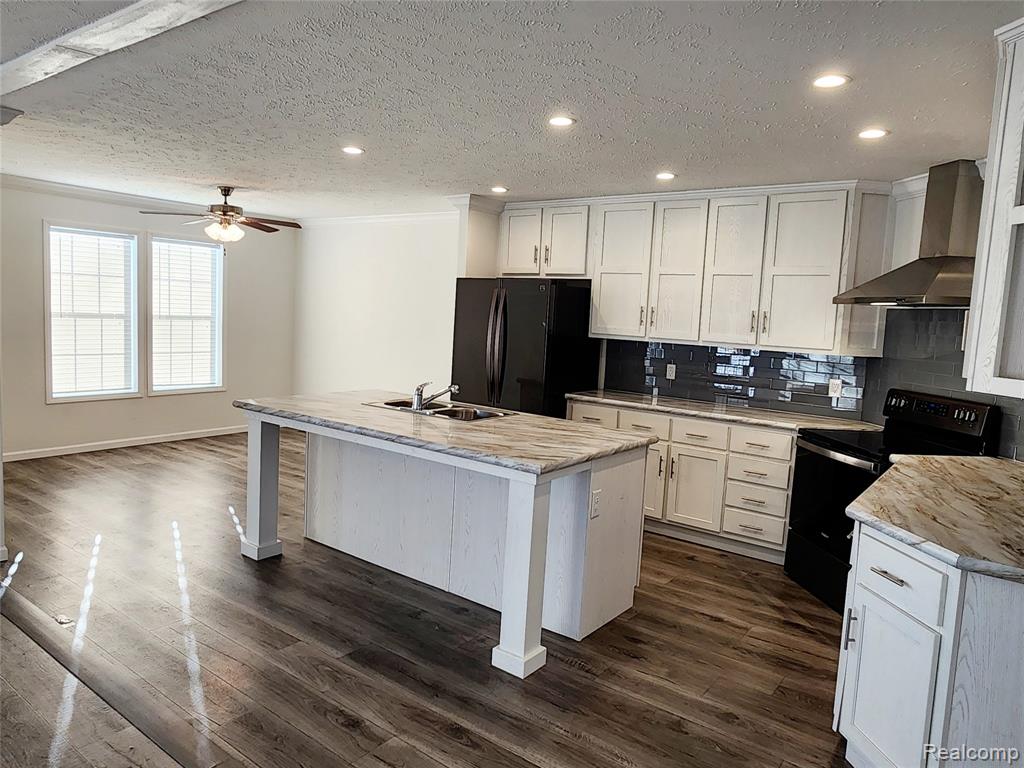 650 W Adrian Street, Blissfield, MI 49228 — Photo 8