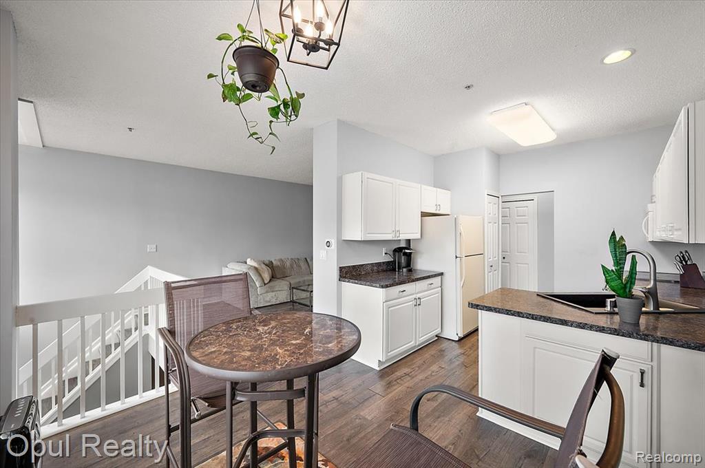 49714 Draper Circle, 87, Plymouth, MI 48170 — Photo 17