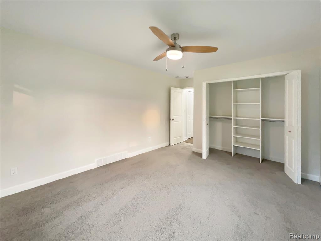 26018 Whipple Street, Novi, MI — Photo 18