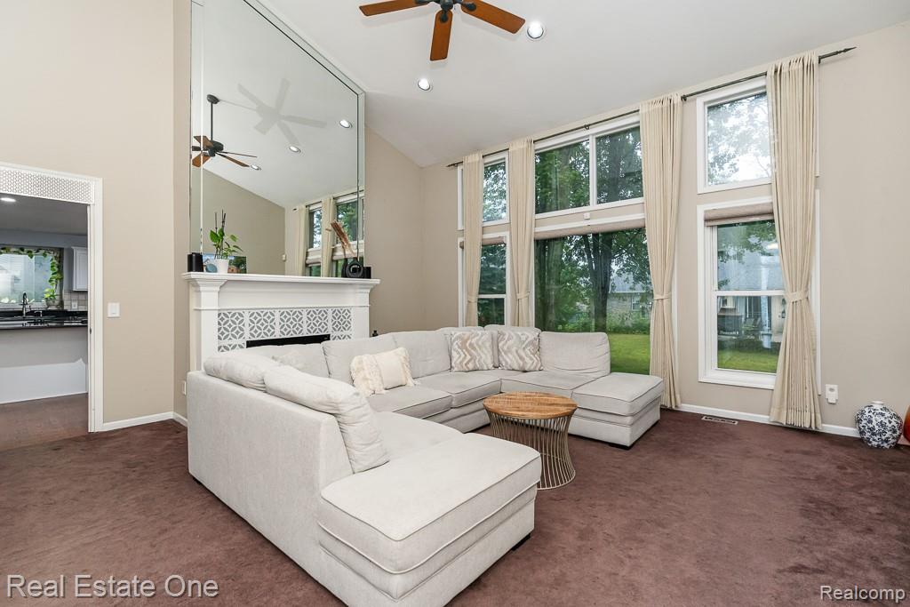 6778 Baytree Court, Shelby Twp, MI 48316 — Photo 11