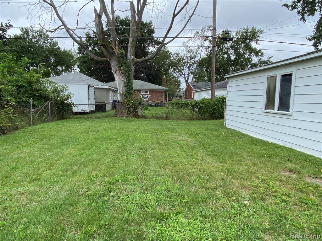 9071 Riverview, Redford, MI 48239 — Photo 20