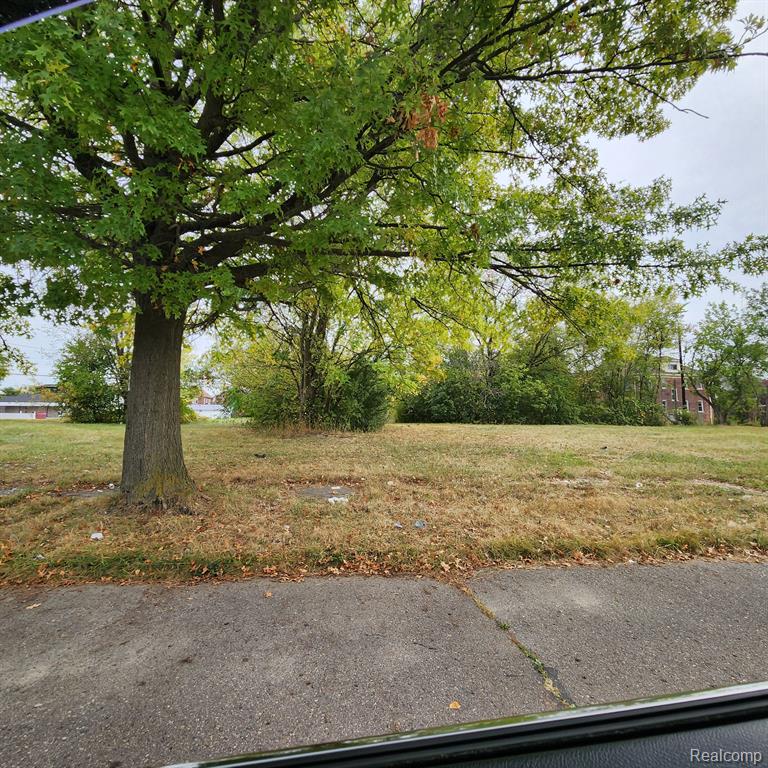 3751 LONGFELLOW Street, Detroit, MI 48206 — Photo 2
