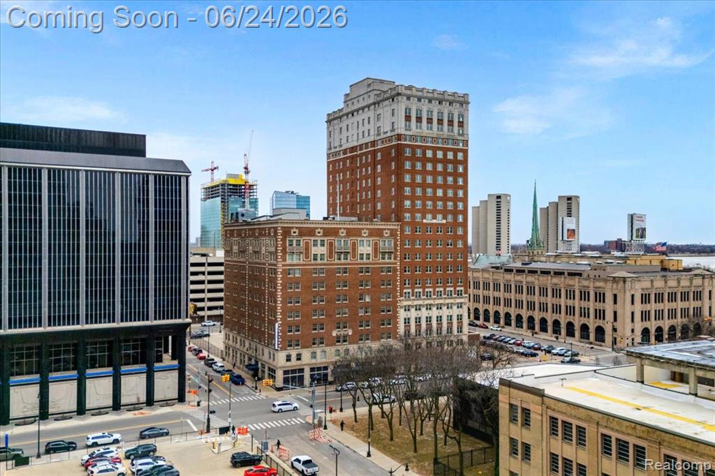 525 W LAFAYETTE Boulevard, 13E, Detroit, MI 48226