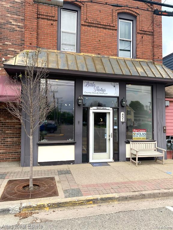 431 Mill, Ortonville, MI — Photo 2