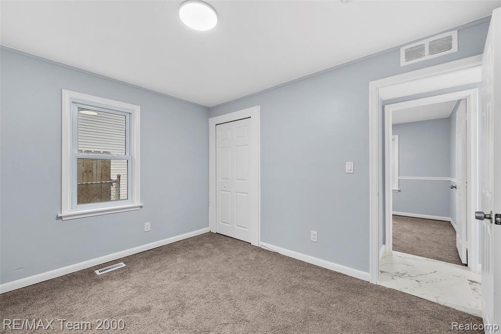 33101 Donnelly Street, Garden City, MI — Photo 23