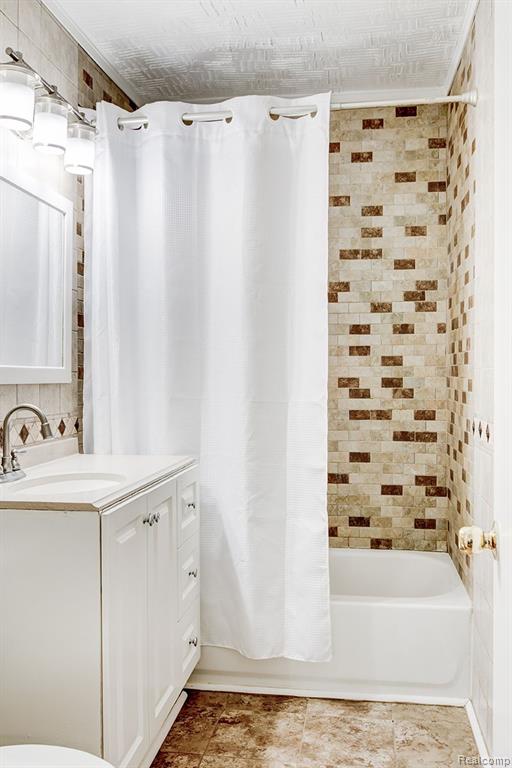 8939 FARGO Road, Greenwood, MI 48006 — Photo 16