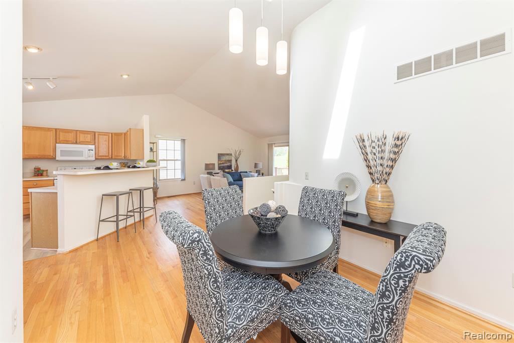4036 BOULDER POND Drive, 15, Ann Arbor, MI 48108 — Photo 24