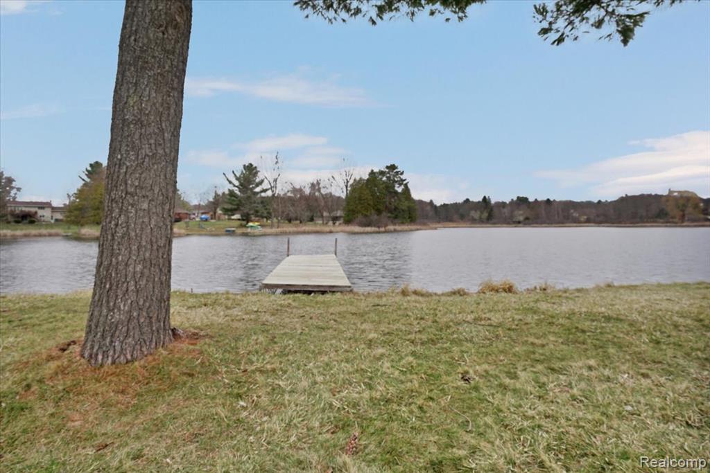 1365 Thistleridge, Groveland, MI 48442 — Photo 38