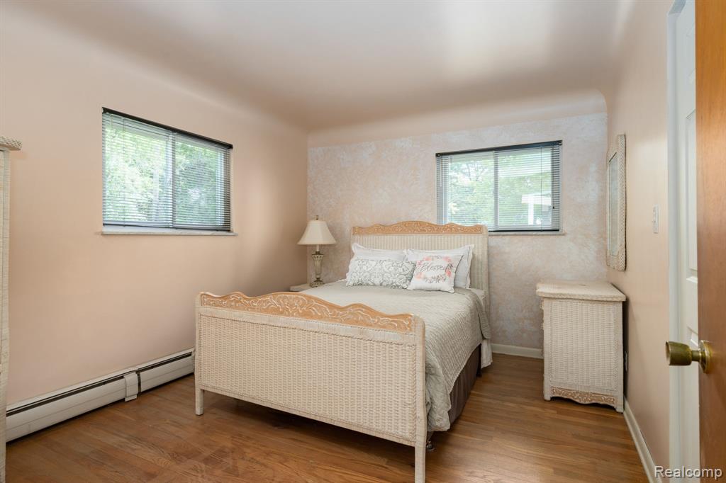 5871 Brewster Road, Rochester Hills, MI 48306 — Photo 30