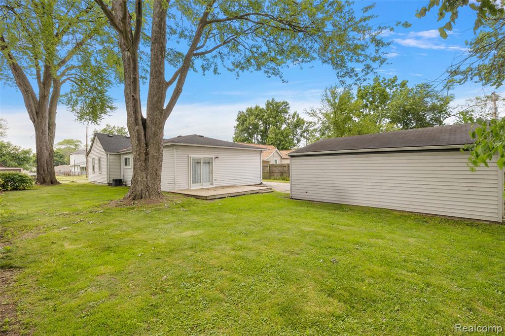5869 Marvin Street, Taylor, MI 48180 — Photo 9