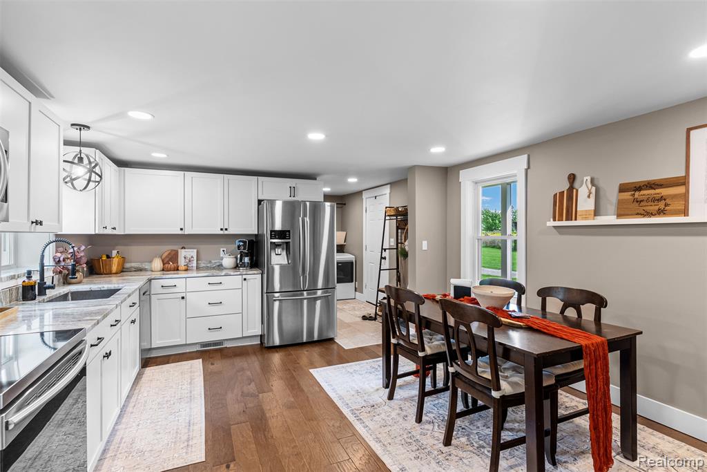 10433 Nichols Road, Gaines Vlg, MI 48436 — Photo 9