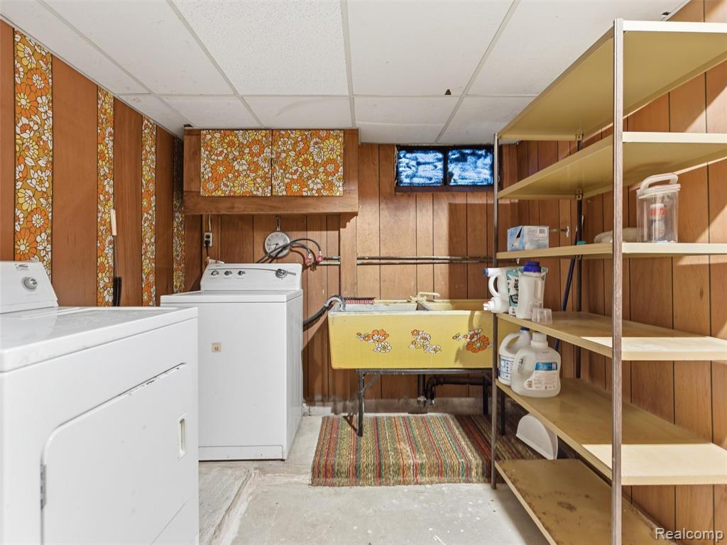 550 Johnson Street, Almont, MI 48003 — Photo 23