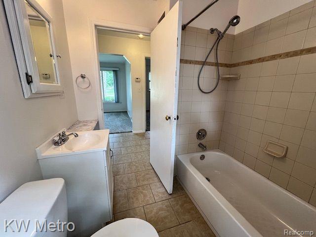 624 MONTROSE Avenue, Royal Oak, MI 48073 — Photo 8