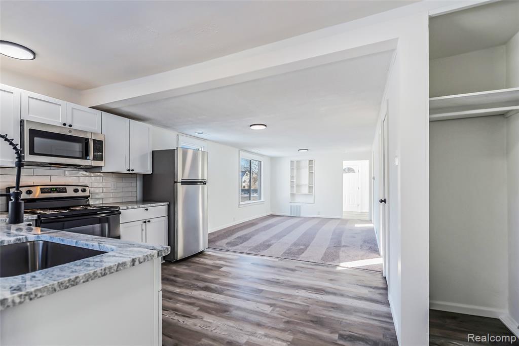 5697 Venice Road, Newport, MI 48166 — Photo 18