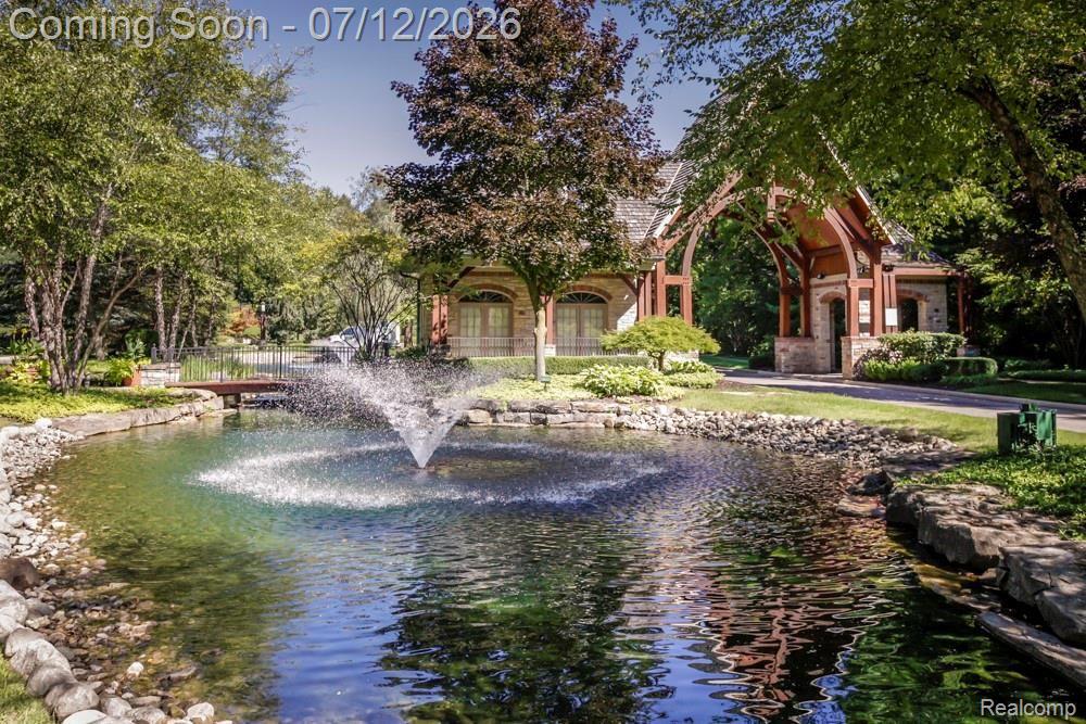10486 Stoney Point Drive, South Lyon, MI 48178 — Photo 19