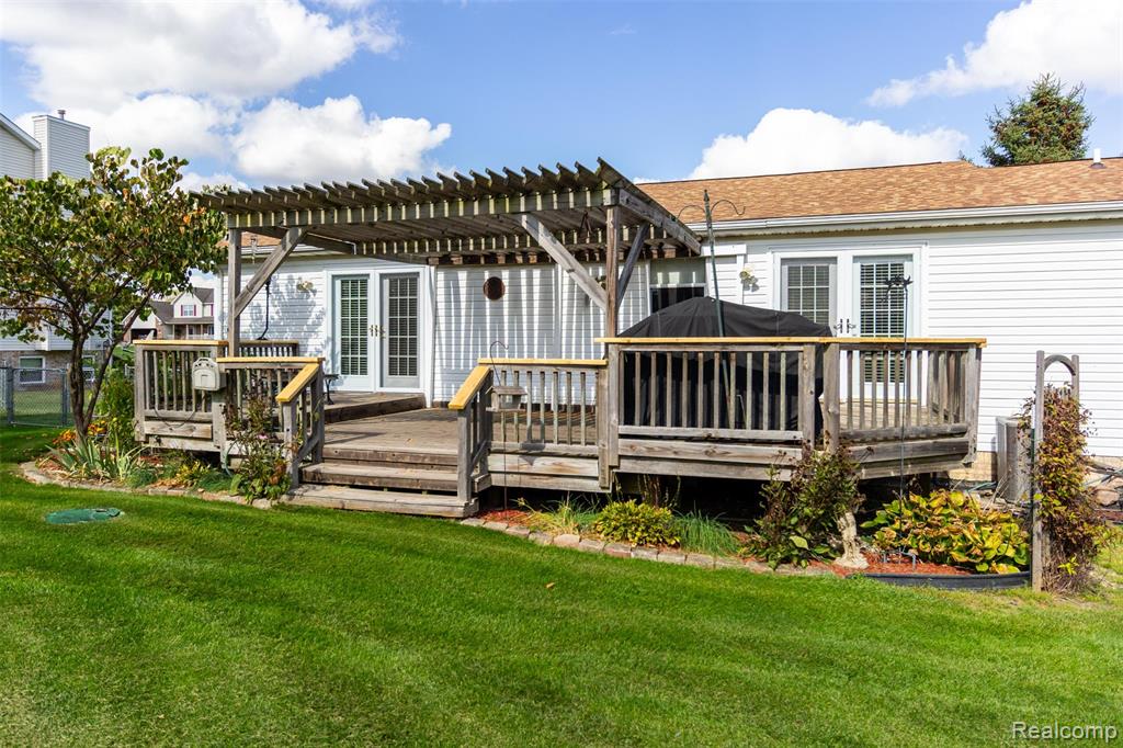 11270 Linda Kay, Goodrich Vlg, MI — Photo 41