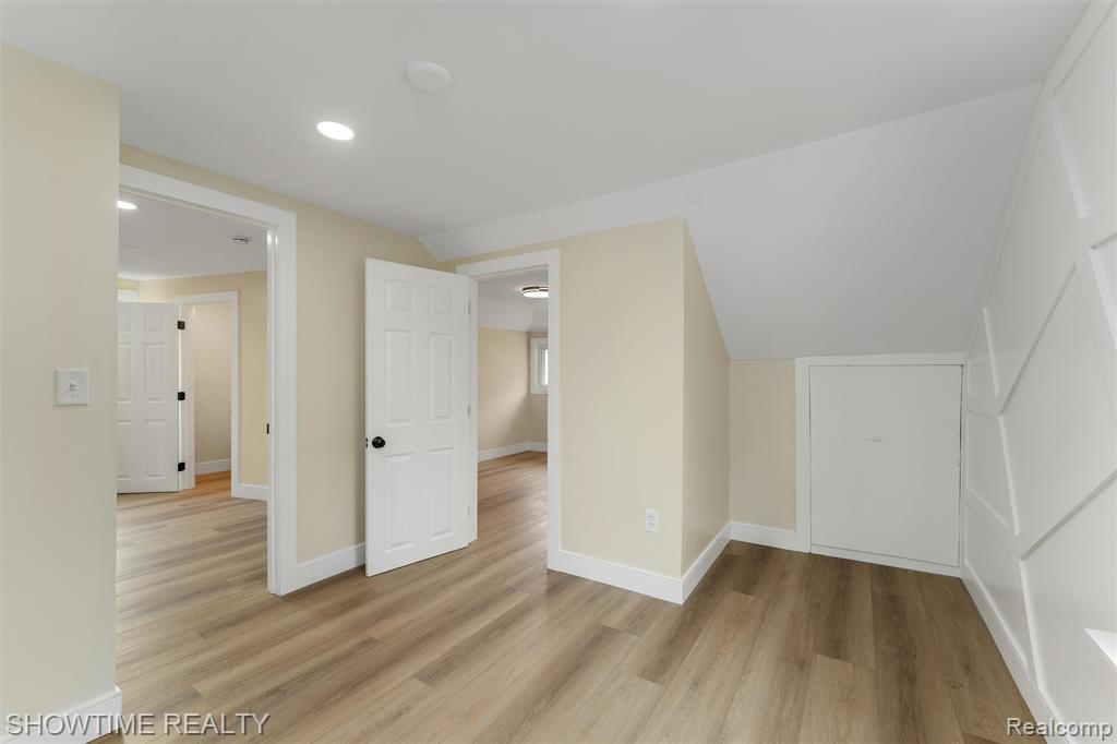 860 Gardendale Street, Ferndale, MI 48220 — Photo 16