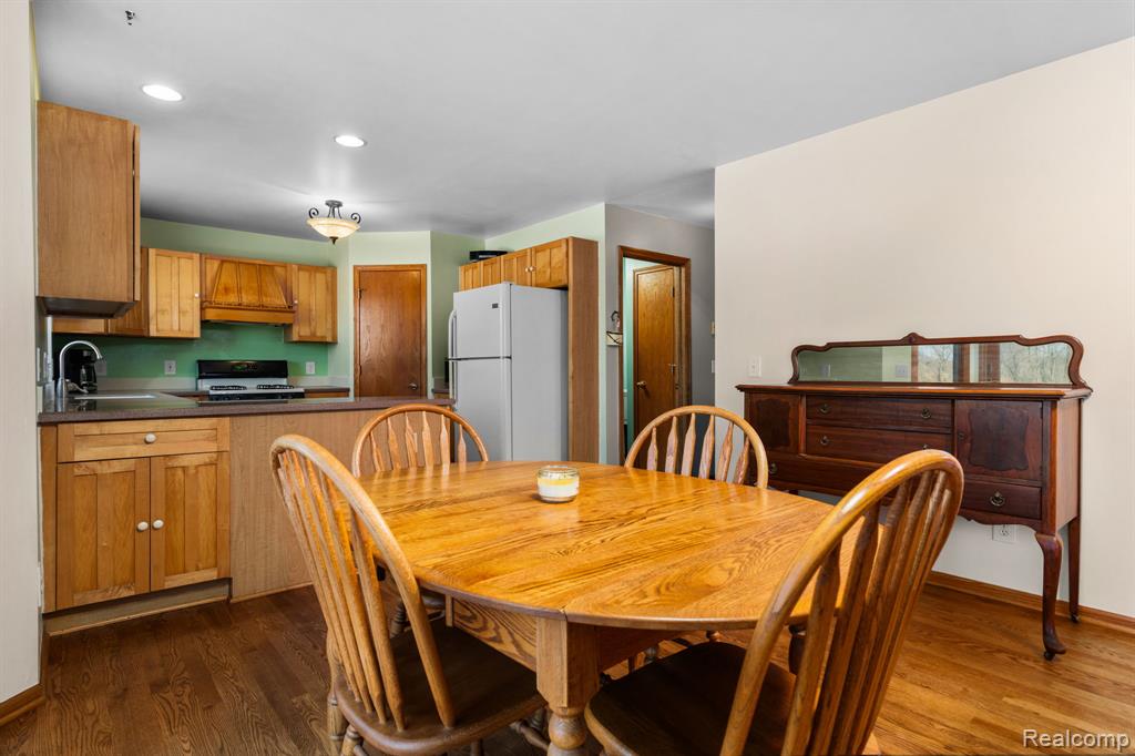 7473 N Gregory Road, Fowlerville, MI 48836 — Photo 9
