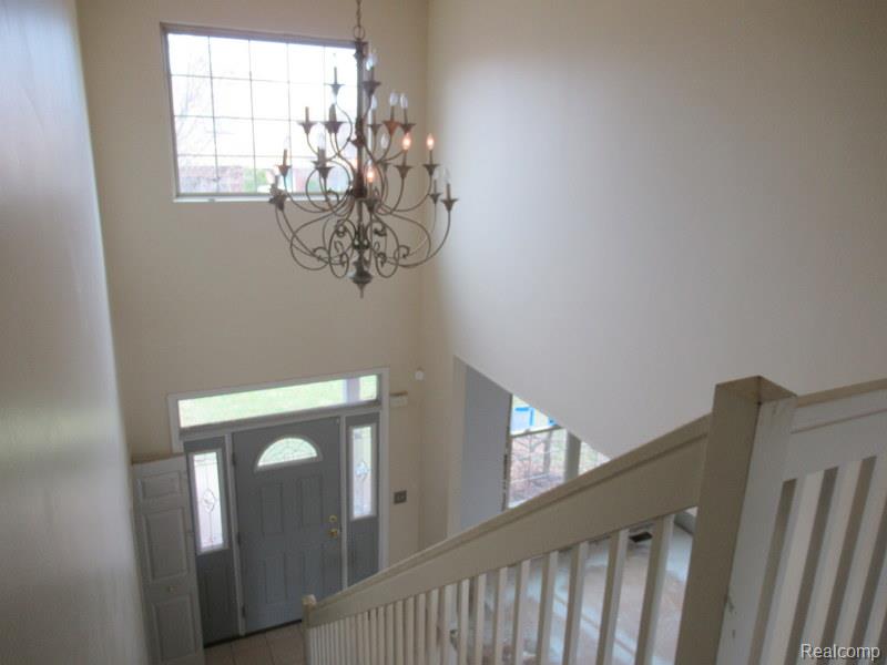 21406 Carlton Drive, Macomb, MI 48044 — Photo 4