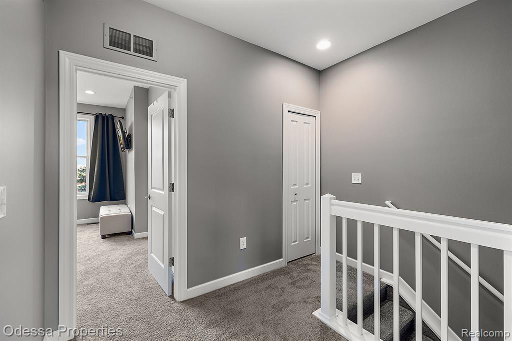 527 Lewis Street, Birmingham, MI 48009 — Photo 23