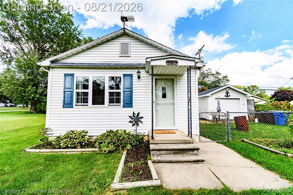 3013 Lakeview Street, Monroe, MI 48162