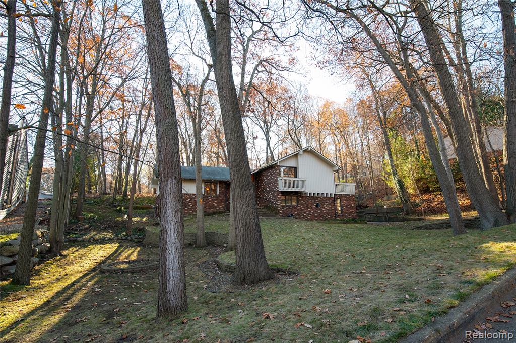 4993 Tiohero Boulevard, Clarkston, MI 48348 — Photo 4