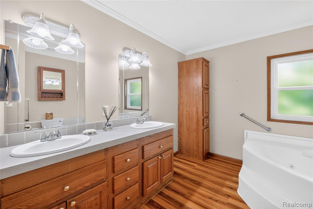 12239 Maple Creek Court, South Lyon, MI 48178 — Photo 13