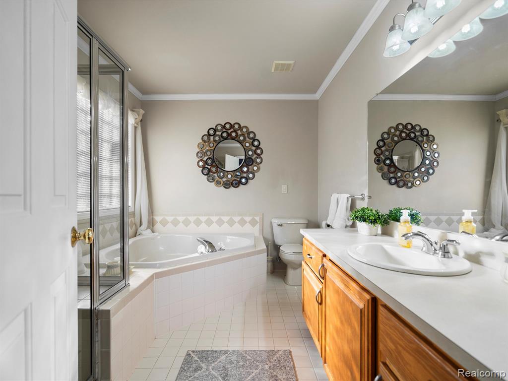 46490 MARINER Drive, Macomb, MI 48044 — Photo 28